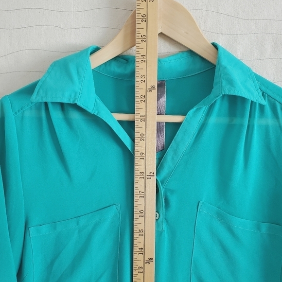 Moon Collection Womens Teal Green Long Sleeves Collared Sheer Blouse Top Size S - Picture 2 of 6